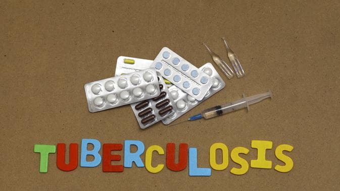 \"DeBeT : Desa Bebas Tuberclosis